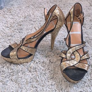 ELLE Golden Glitter Heels